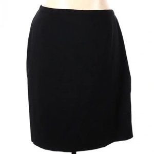 Valentino Vintange Black Skirt. SZ 12